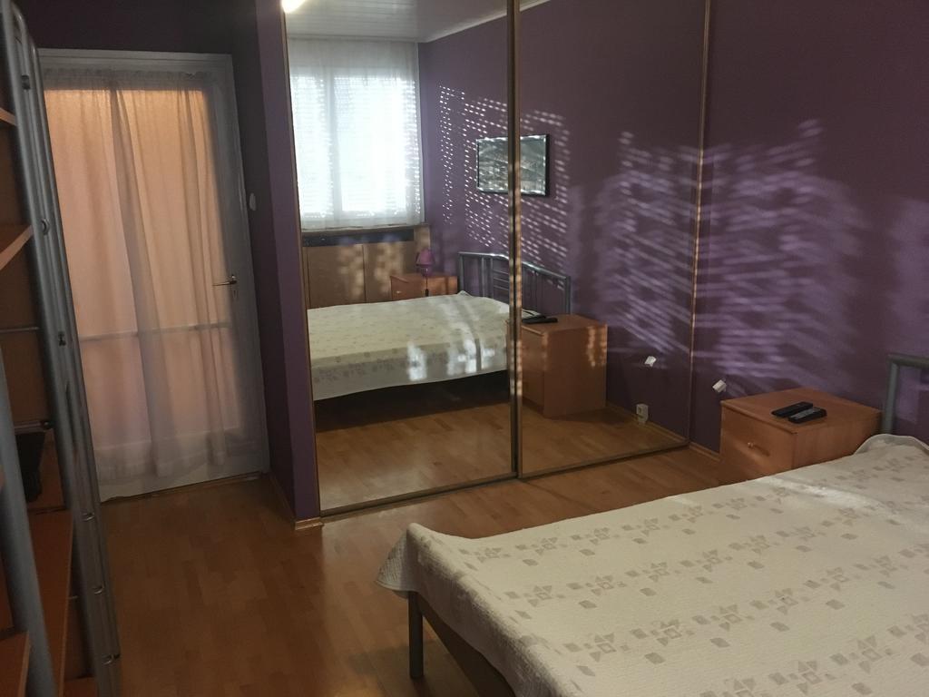 Málnás Macska Apartman Szekszárd Exterior foto